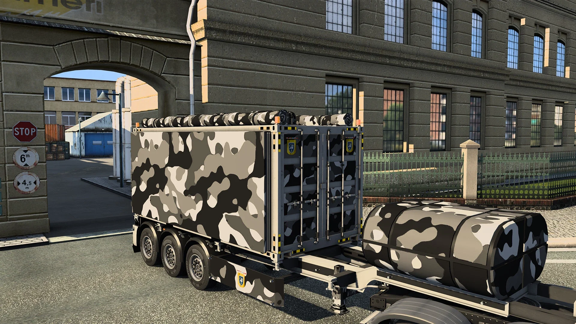 Gooseneck Container G3 Military