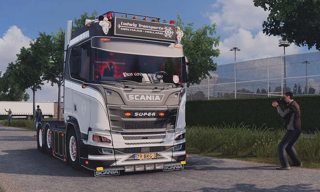 Scania R590 Lowcab + Trailer
