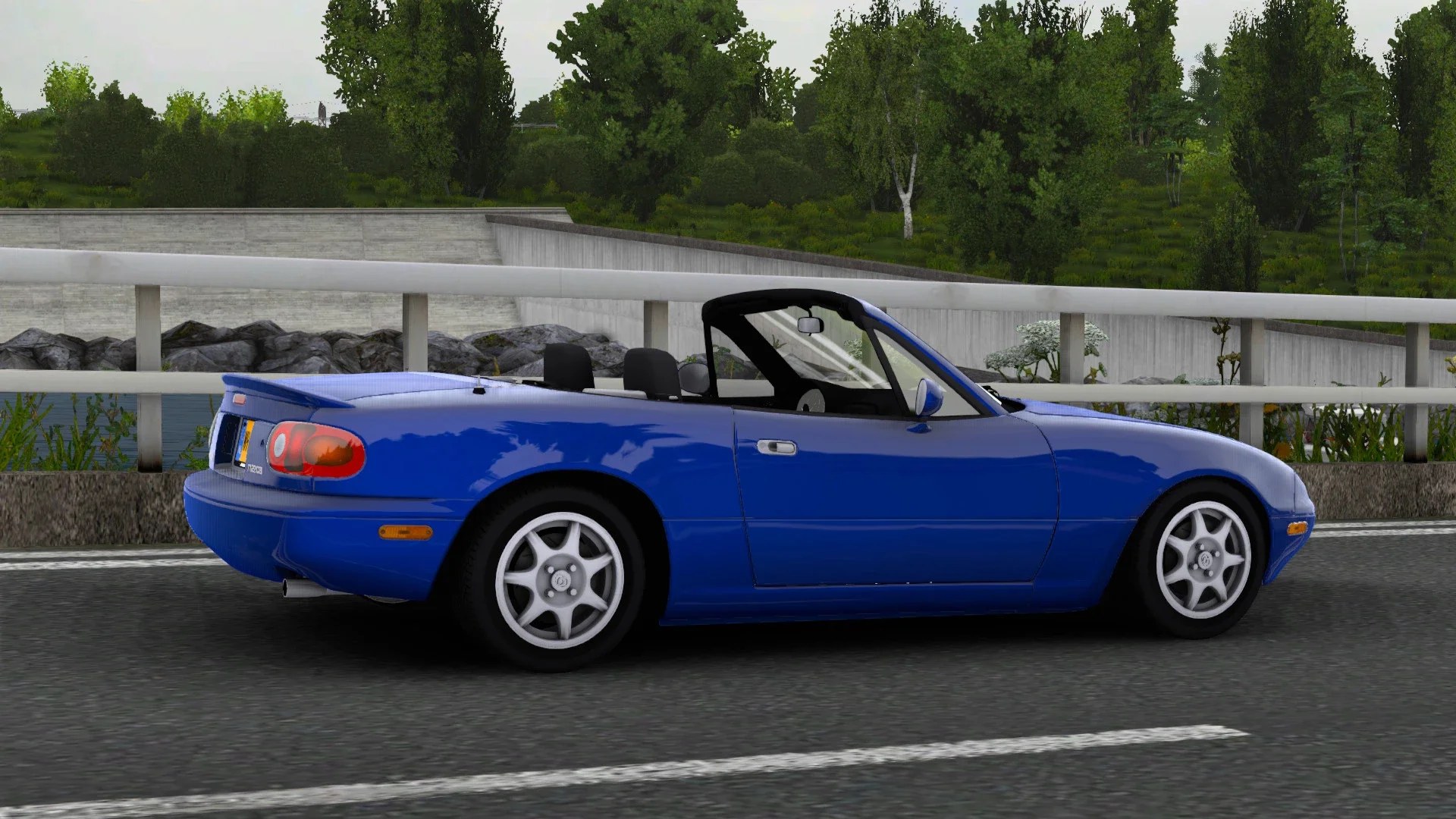 Mazda MX-5 Miata NA V 2.0