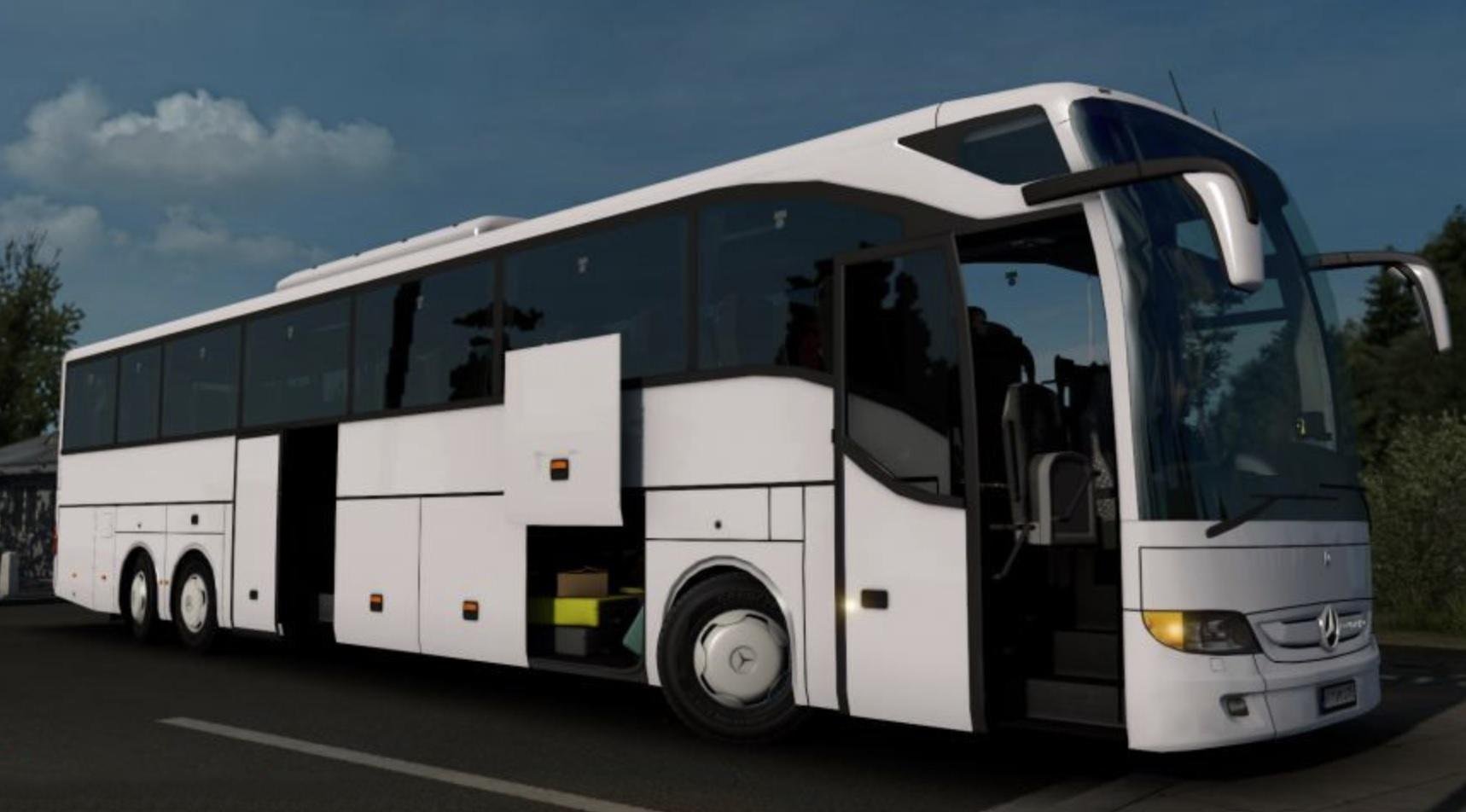 Mercedes Benz Tourismo 17RHD 2010