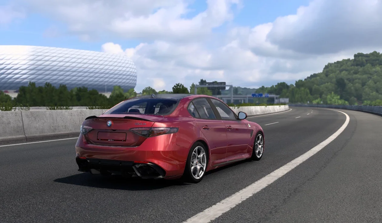 Alfa Romeo Giulia Quadrifoglio 2