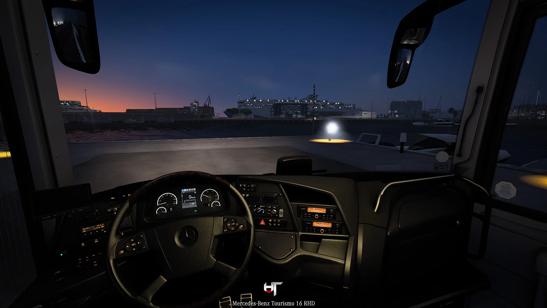 Mercedes-Benz New Tourismo 16 RHD